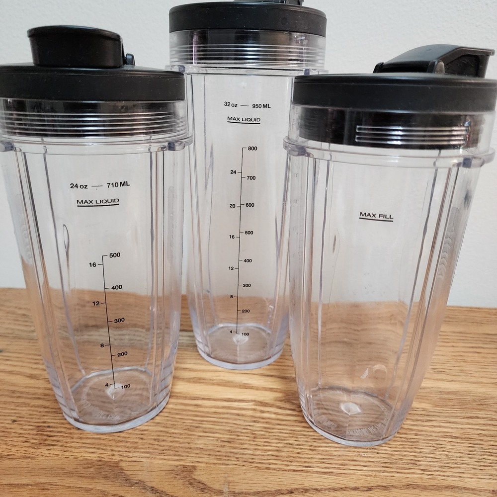 NUTRI NINJA Blender  Set of 3 24oz 32oz Clear Cups Black Drinking Sipping Lids